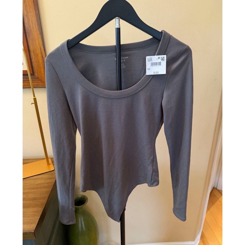 American Eagle Women's Gray Solid Long Sleeve Scoop Neck Bodysuit Size M
